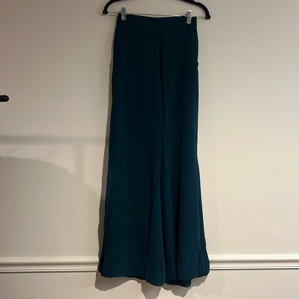 UNIQ pants